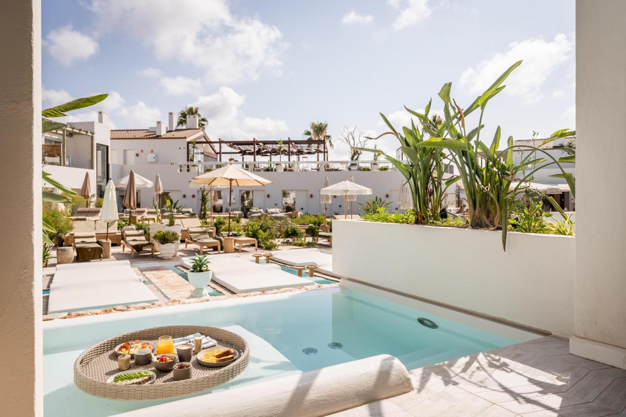 Lago Resort Menorca - Suites Del Lago Adults Only Cala'N Bosch  Exterior photo